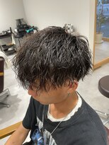 ヒュー(Huu) ツイストスパイラルパーマ