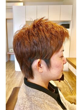 小さな美容室 ハナ(hana) カッコいい女性に、、、ウルフカット☆
