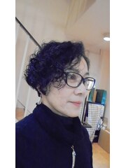 お手入れ簡単パーマヘアー