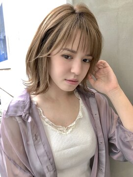 ソーコ 渋谷(SOCO) 大人シアーベージュカラーミディアムレイヤーハイトーン（徳竹）