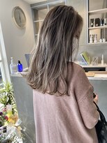 ロテ(LOTE.)&nbsp;ハイライト/髪質改善/ブリーチ/切りっぱなし/一宮/妙興寺