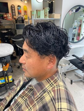 ヒビヲ(HIBIO) ツイストスパイラルパーマツーブロックメンズマッシュメンズヘア