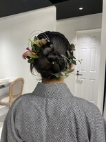 ゼスト 八王子店(ZEST) 生花をつかったタイトシニヨン