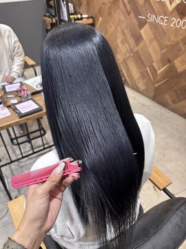 ロロネー 三国(Lolonois) 超艶髪プレミアム髪質改善ストレート