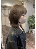 スモークベージュレイヤーカットブリーチなし20代30代