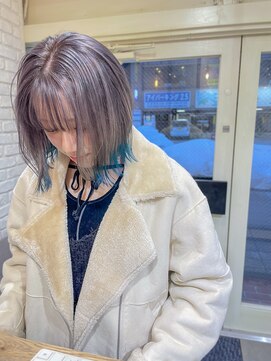 レミー(Remii) クリアブルーの裾カラー