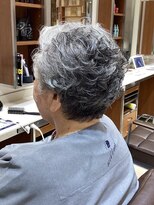 ピークアブー アヴェダ アトレ恵比寿(PEEK-A-BOO AVEDA)&nbsp;グレーショートパーマスタイル