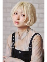 10年後もカラーを楽しむために。頭皮を守る、施術後の「ジアミン除去」ケア。