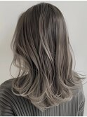 デザインカラーレイヤーカットウェットヘアオリーブベージュ白髪