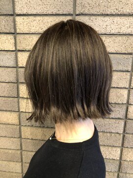 外はねボブ　目白　美容室