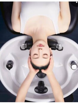 アイズム モア 名古屋伏見(I’sm more)の写真/完全・半個室のプライベート空間で、日々の疲れを癒します！極上のサロンTIMEで癒しのひとときを♪