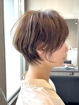 ビュートヨナカ(VIEW TOYONAKA)&nbsp;30代/小顔カット/コンパクトショート/オリーブグレージュ/豊中