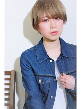 ルークス 中央林間(LOOOKS) ～思い切ったイメチェン～ハイトーン・マッシュ・ショート・ボブ