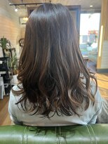 レック(REK)&nbsp;ミディアム～セミロング　レイヤー