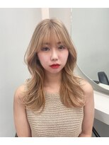 リッカ(LICCA)&nbsp;【LICCA NOE】ハイトーンブロンド＋レイヤーカット