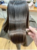 ミディアムストレート艶髪スタイル×髪質改善