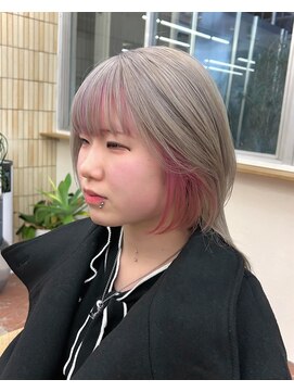 パークレーン アイス イヴェン(park lane ICI yeven) デザインカラーインナーカラーウルフカットハイトーンYUKI