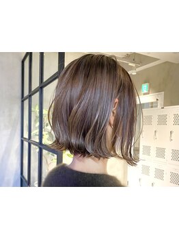 《*30～40代女性来店多数*》高いカット技術で大人女性特有のお悩みを、ショートデザインで解消◎[西船橋]