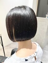 ストフ(stof)&nbsp;刈り上げ女子/大人ボブ/インナーカラー/ミニボブ