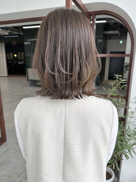 ソピ バイ インビテーション(sopi by invitation) NAKAMURA#193 レイヤーボブ 透明感カラー グレージュ