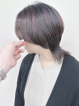 モリオ(morio) =くびれショートウルフレイヤー大人マッシュウルフカット30代