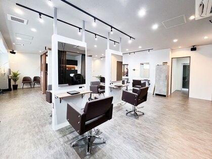 アグ ヘアー リリック せんげん台店(Agu hair lyric)の写真