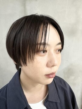 アタッカ(atacca) ショート・ハンサム・暗髪・アイスモス