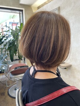 ヘアアンドメイク アリス(hair&make ALICE produce by COLT) ショートボブ　ゴールドベージュ