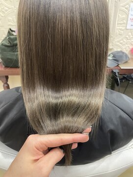 浪漫館 アールズコート(R's Court) 髪質改善ウルトワトリートメント @木原 2.6