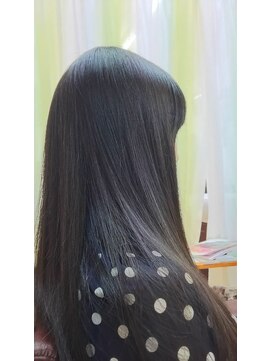 バグース(Bagus) 黒髪ストレート