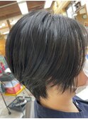 ショートボブ