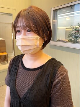 カーサヒルガーデン(casa hiru garden) 丸みショートボブ