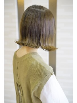 ムゥフ ヘアーアンドアイラッシュ(mouf hair&eyelash) 外ハネ×オリージュ