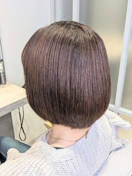 ナカドット エマノン 池袋(__naka.__ EMANON) 可愛いショートボブ・酸性ストレート・ショートヘア