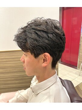 銀座マツナガ 神田店 韓国メンズ風襟足パッツンラインワンカールニュアンスパーマ