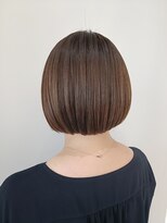 アヤラ オーガニックアンドスパ 東船橋店(AYALA) 【佐藤哲朗】ワンレンミニボブ×シルバーグレージュ