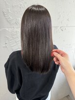 フィーネ(Fi-Ne) 透明感たっぷり暗髪カラー