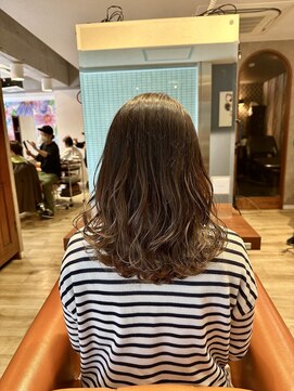 シャインヘア ラテ 新百合ヶ丘(Shine hair latte) shine hair latteのミディアム