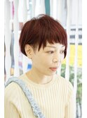 刈り上げ　ショート　ボブ　アシンメトリー