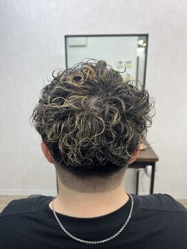 スウェル 津田沼店(Swell) ショート×スパイラル[津田沼駅/Men's/メンズカット/パーマ]