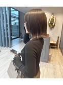 オリーブベージュ×ボブカット◎
