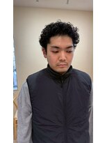 シフト(SHEEFT)&nbsp;20代30代40代黒髪おしゃれツイストスパイラルパーマ