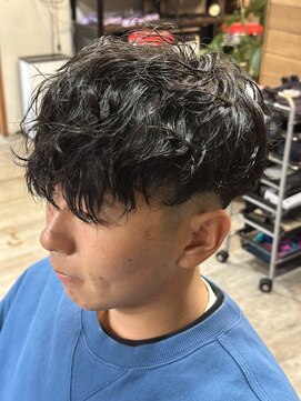 バブルス ヘアー ワークス(Bubbles hair works) フェード×フリンジパーマ