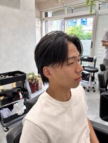 ビーヤード(B.YARD)&nbsp;毛流れをセンターパート