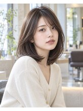 チャチャブラン アミー(cha-cha Blanc Amie)&nbsp;流し前髪×内巻きダークブラウンロブ