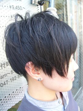 ソラ(sora) ２セクションアシメボブ