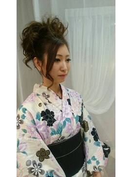 アルベリーヘアーアンドスパ 掛川中央店(ALBELY hair&spa) ふわふわアップスタイル