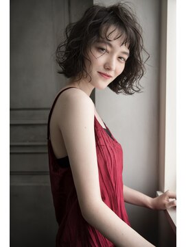 シーン(sCene) ☆sCene☆  外国人風セミディウェーヴ     下防