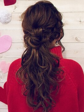 ヘアメイク エンカレッジ(HAIR MAKE encourage) ローポニー☆