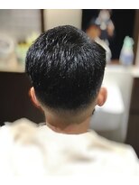 エヌドットバーバー ギンザ(N.BARBER GINZA) 七三パート×スキンフェード　/ライン/刈り上げ/ハードパート